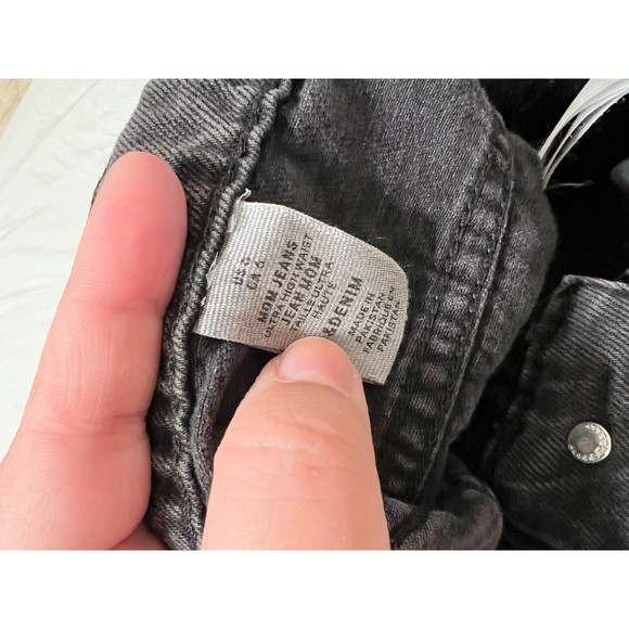 H&M Black Ultra High Waist Belted Tapered Mom Jeans Size 6 - Picture 8 of 9